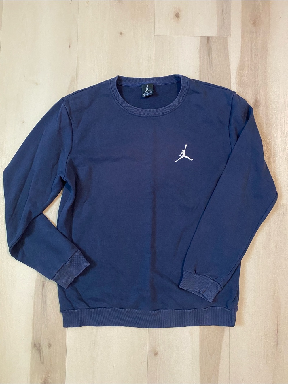 Jordan ✨ Navy Crewneck Sweatshirt with White Jumpman Youth XL